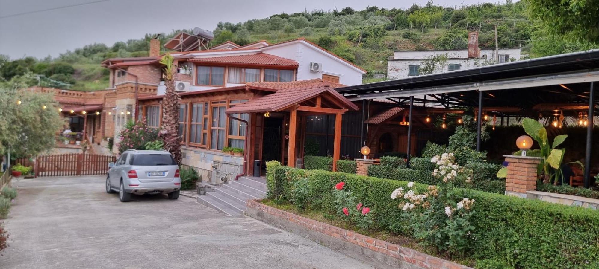 Salillari Guest House Berat Extérieur photo