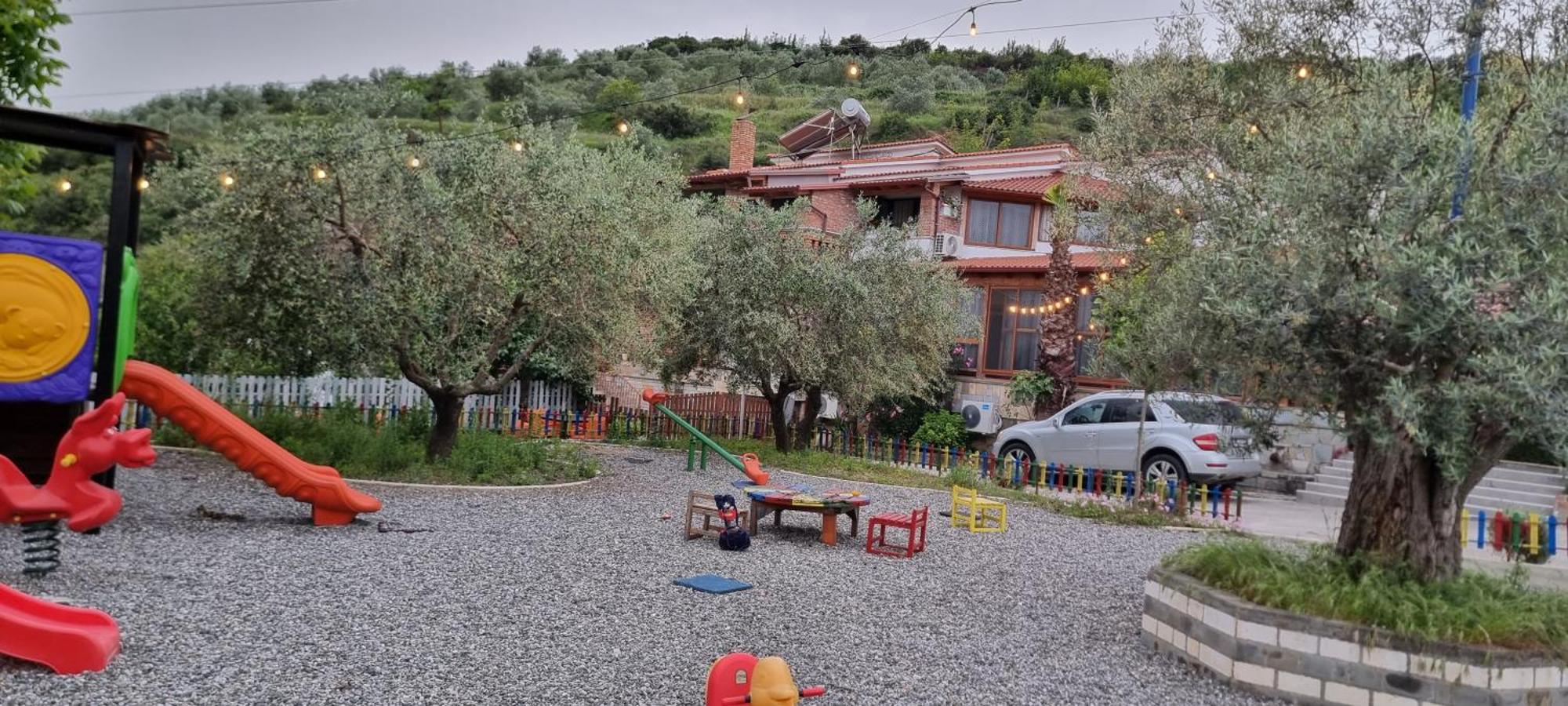 Salillari Guest House Berat Extérieur photo