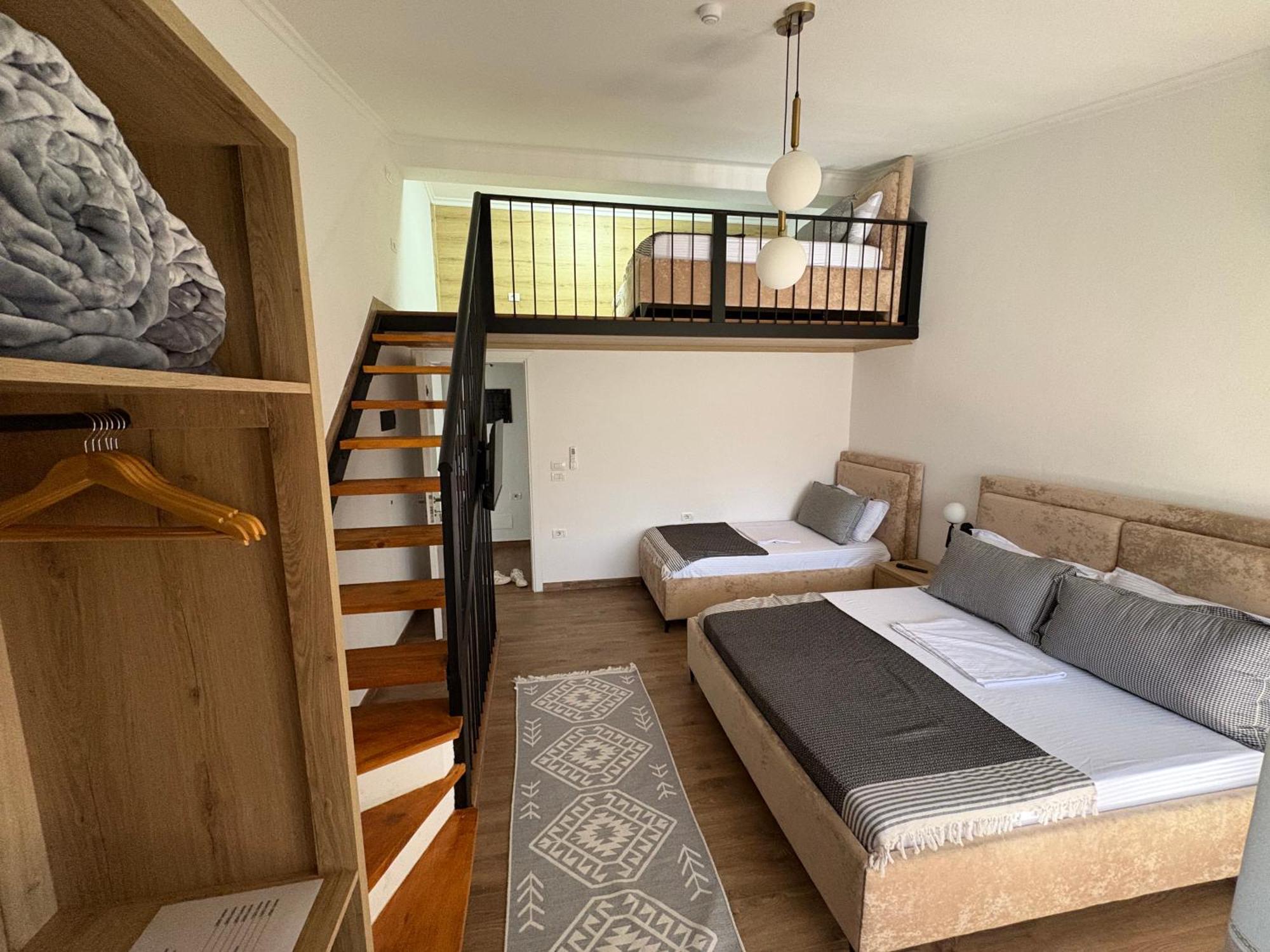 Salillari Guest House Berat Extérieur photo